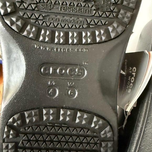 Crocs on the clock work slip-on - Picture 3 of 5